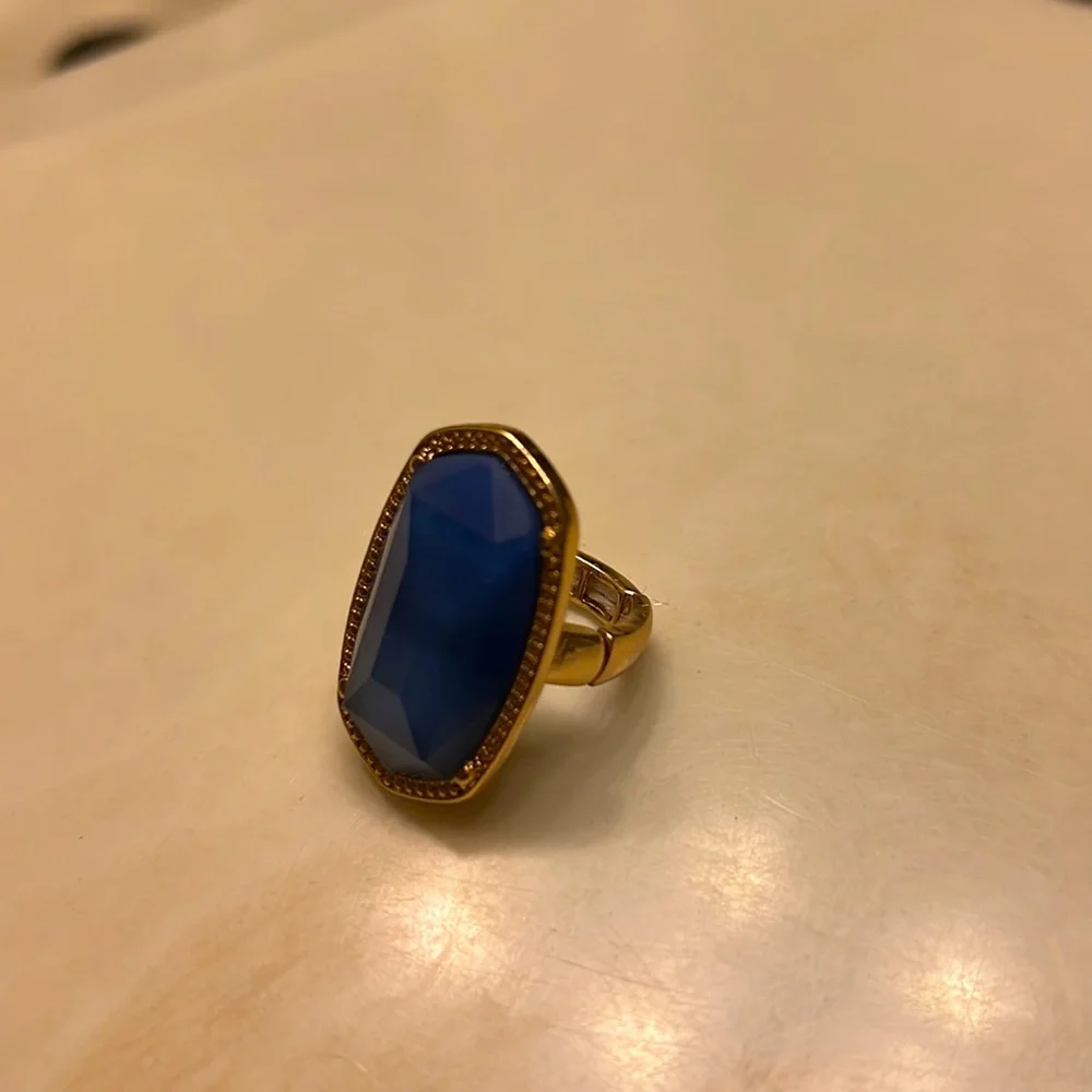 Ring - Picture 3 of 3